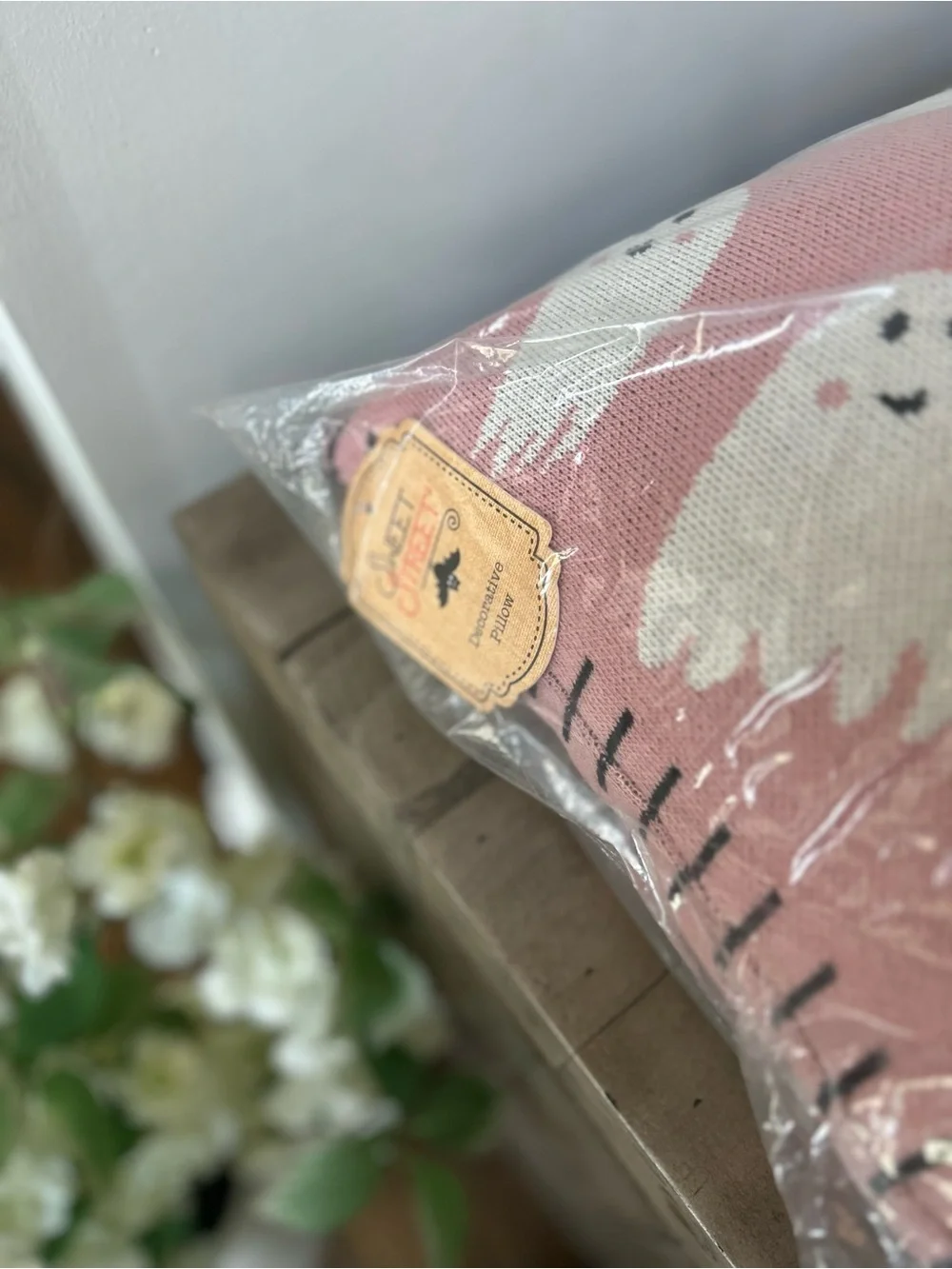 NWT Sweet Street Pink Halloween Knit Ghost Pillow 16x24 Whipstitch Edge
